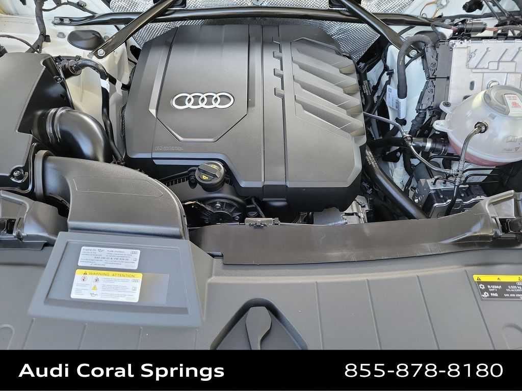 Thumbnail: 2023 Audi Q5 - 17