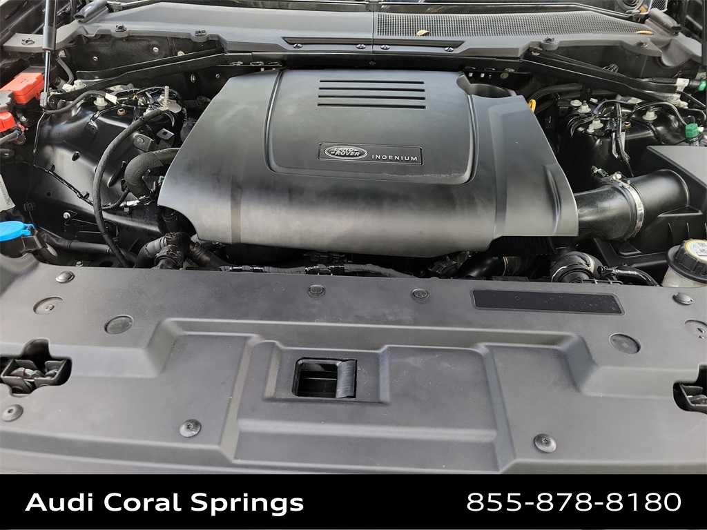 Thumbnail: 2023 Land Rover Defender - 17