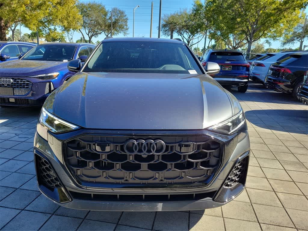 Thumbnail: 2026 Audi Q8 - 6