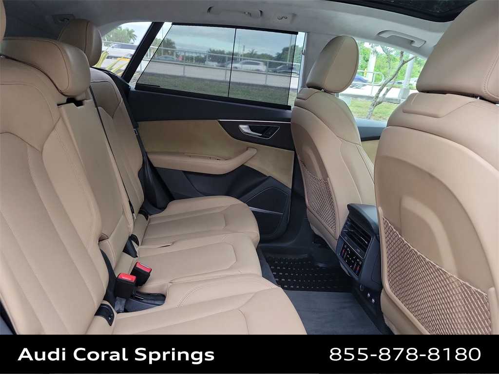 Thumbnail: 2020 Audi Q8 - 21