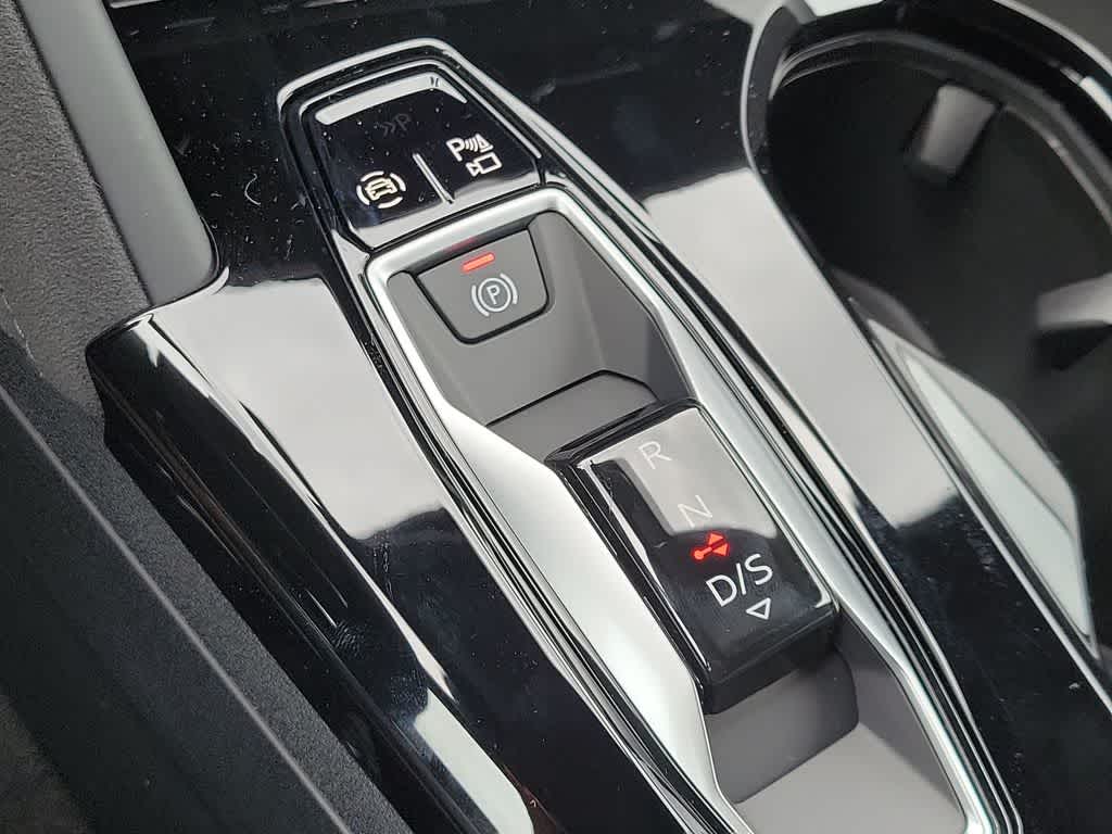Thumbnail: 2026 Audi SQ5 - 25