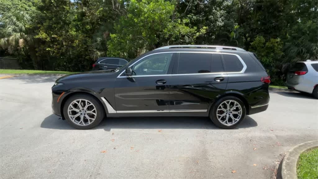 2023 BMW X7 xDrive40i 5