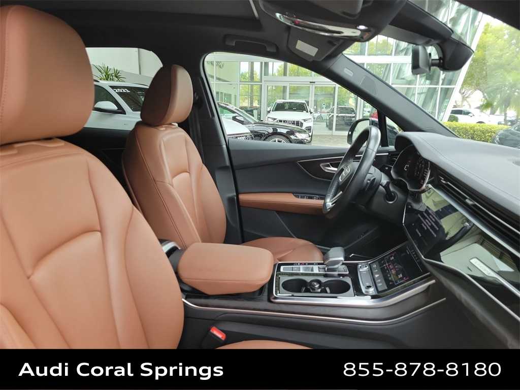 Thumbnail: 2023 Audi Q7 - 22