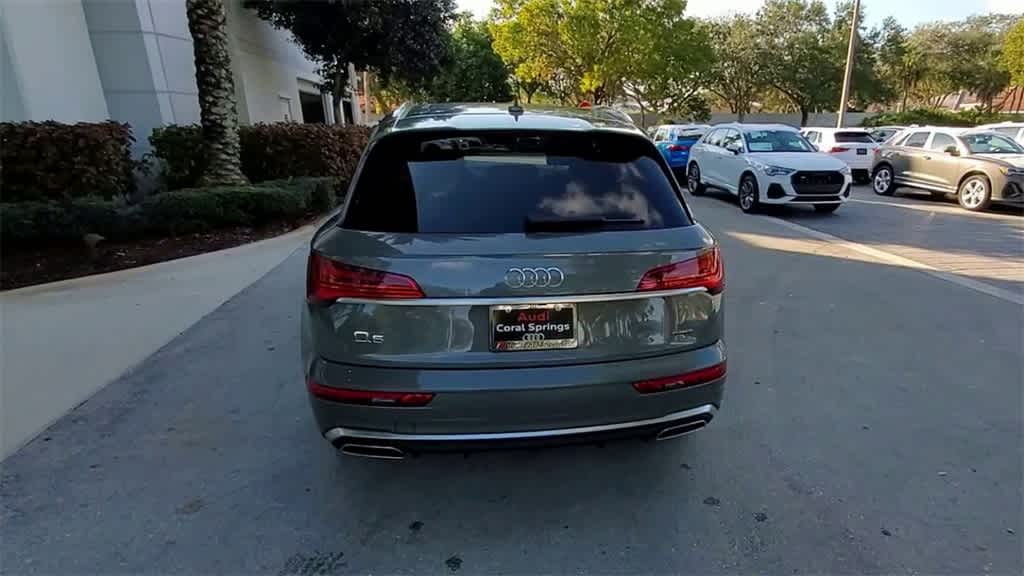 Thumbnail: 2023 Audi Q5 - 8