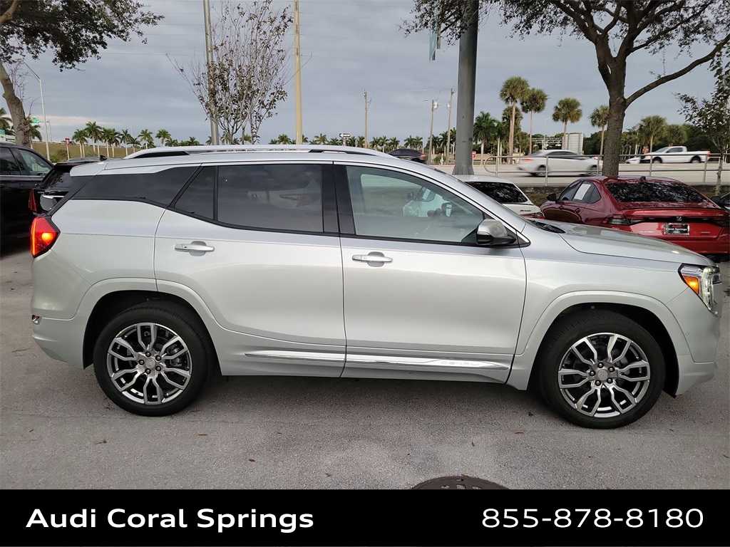 Thumbnail: 2022 GMC Terrain - 9