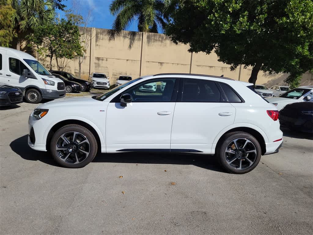 Thumbnail: 2025 Audi Q3 - 5