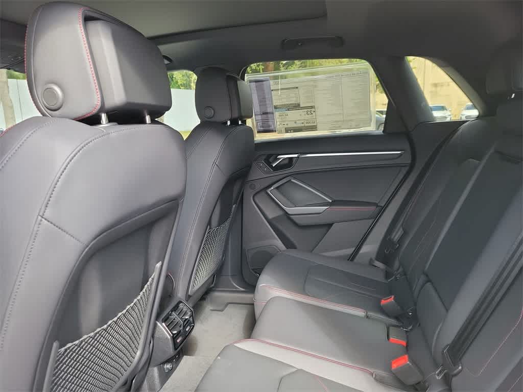 Thumbnail: 2025 Audi Q3 - 20