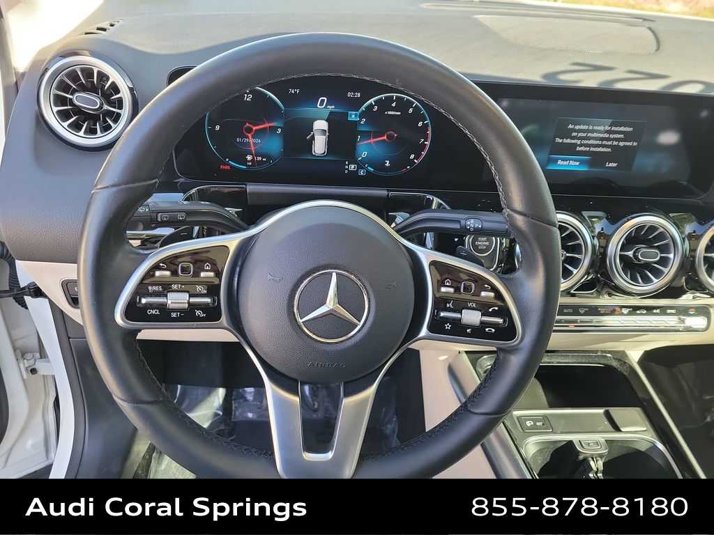 Thumbnail: 2022 Mercedes-Benz GLA - 23