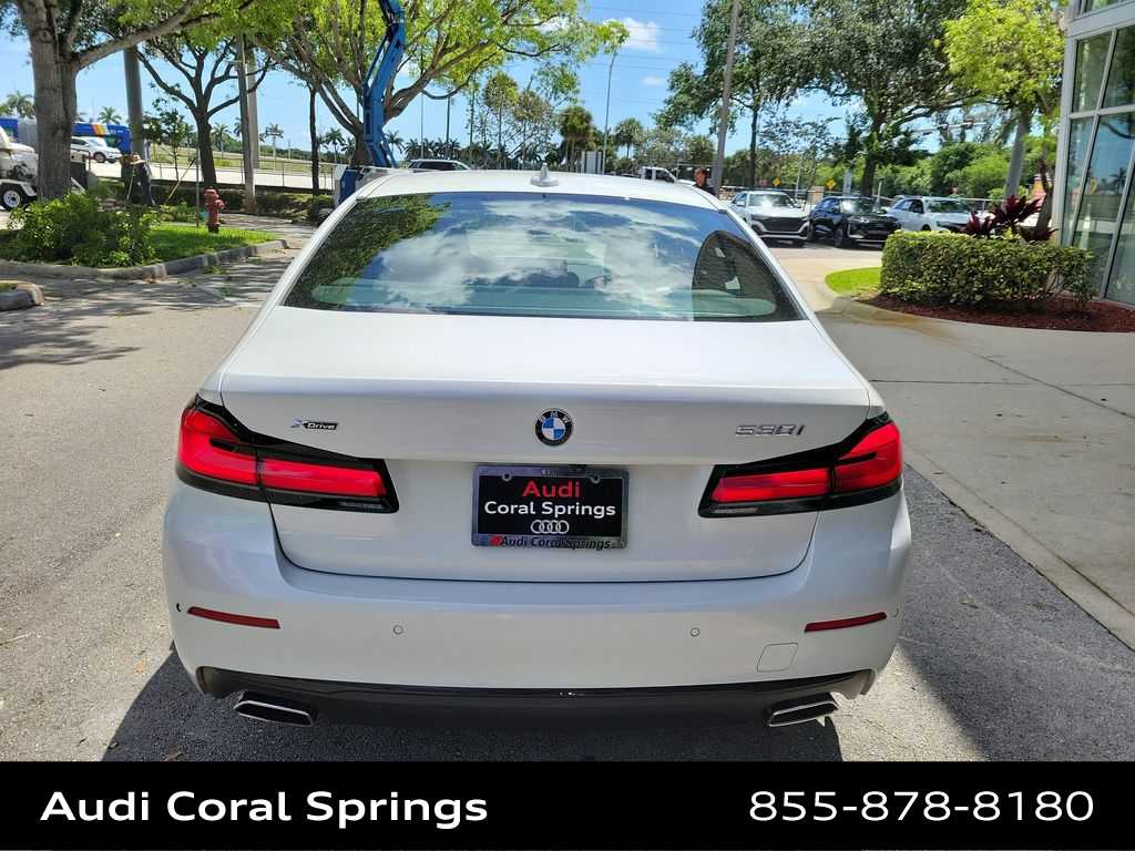 Thumbnail: 2021 BMW 5 Series - 13