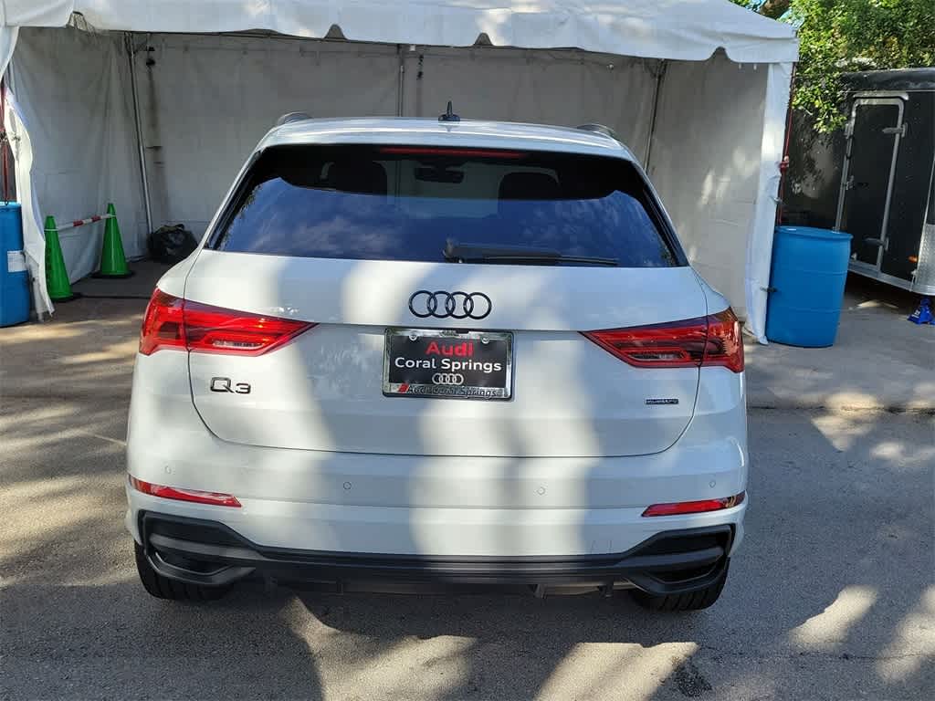 Thumbnail: 2025 Audi Q3 - 5