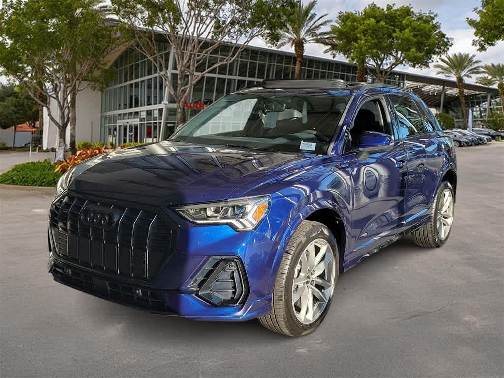 Thumbnail: 2025 Audi Q3 - 1