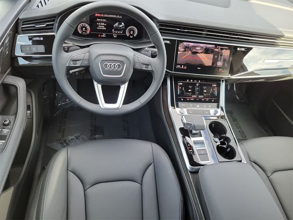 Thumbnail: 2026 Audi Q7 - 10