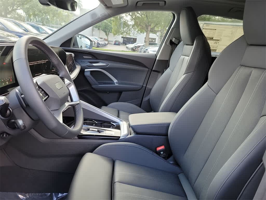 Thumbnail: 2025 Audi Q5 - 11