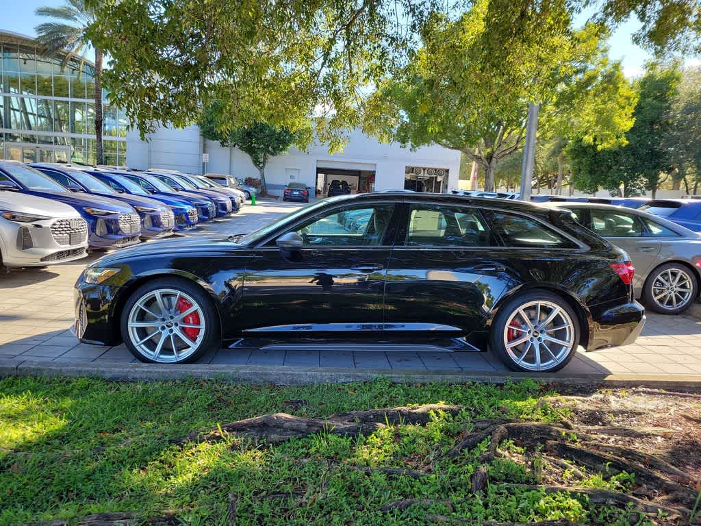 Thumbnail: 2026 Audi RS 6 - 5