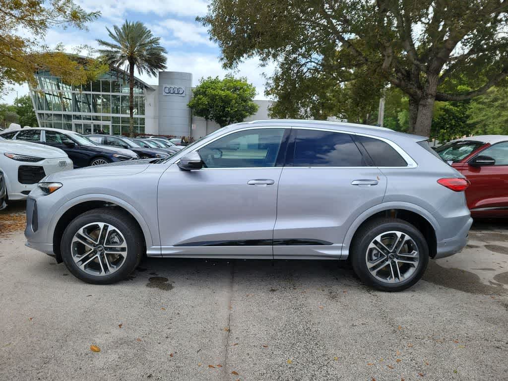 Thumbnail: 2026 Audi Q5 - 11