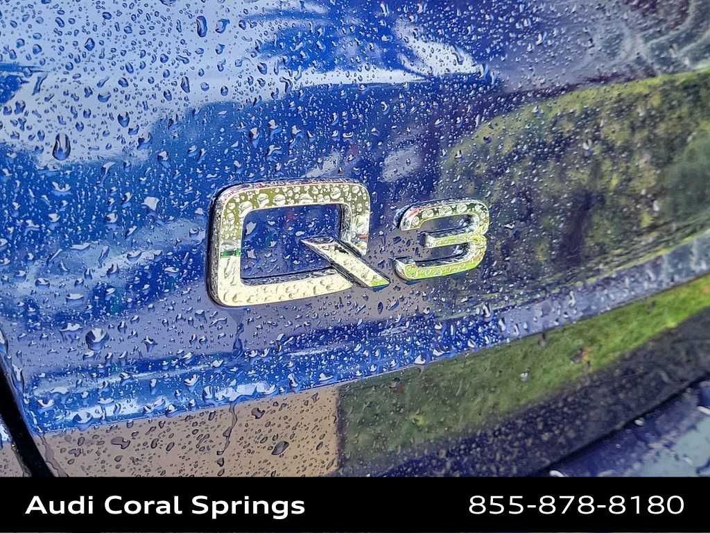 Thumbnail: 2022 Audi Q3 - 15