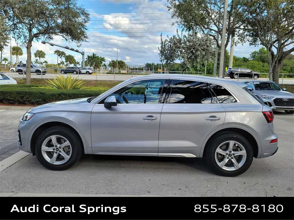 Thumbnail: 2023 Audi Q5 - 11