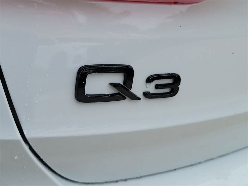 Thumbnail: 2025 Audi Q3 - 15