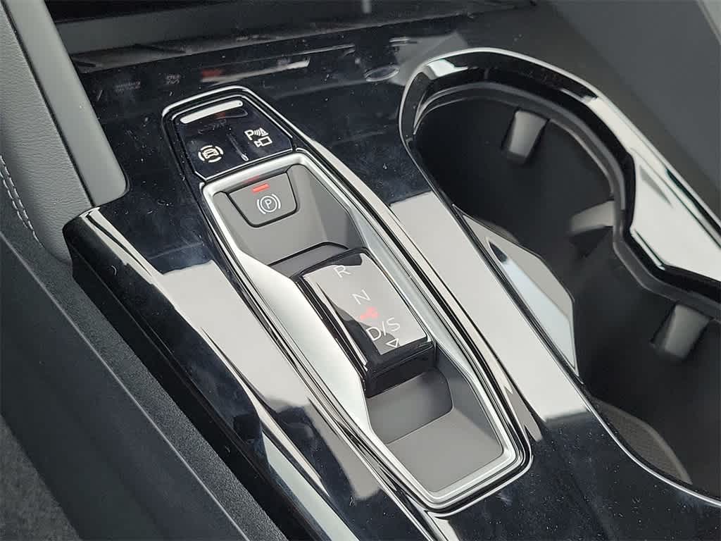 Thumbnail: 2025 Audi Q5 - 17