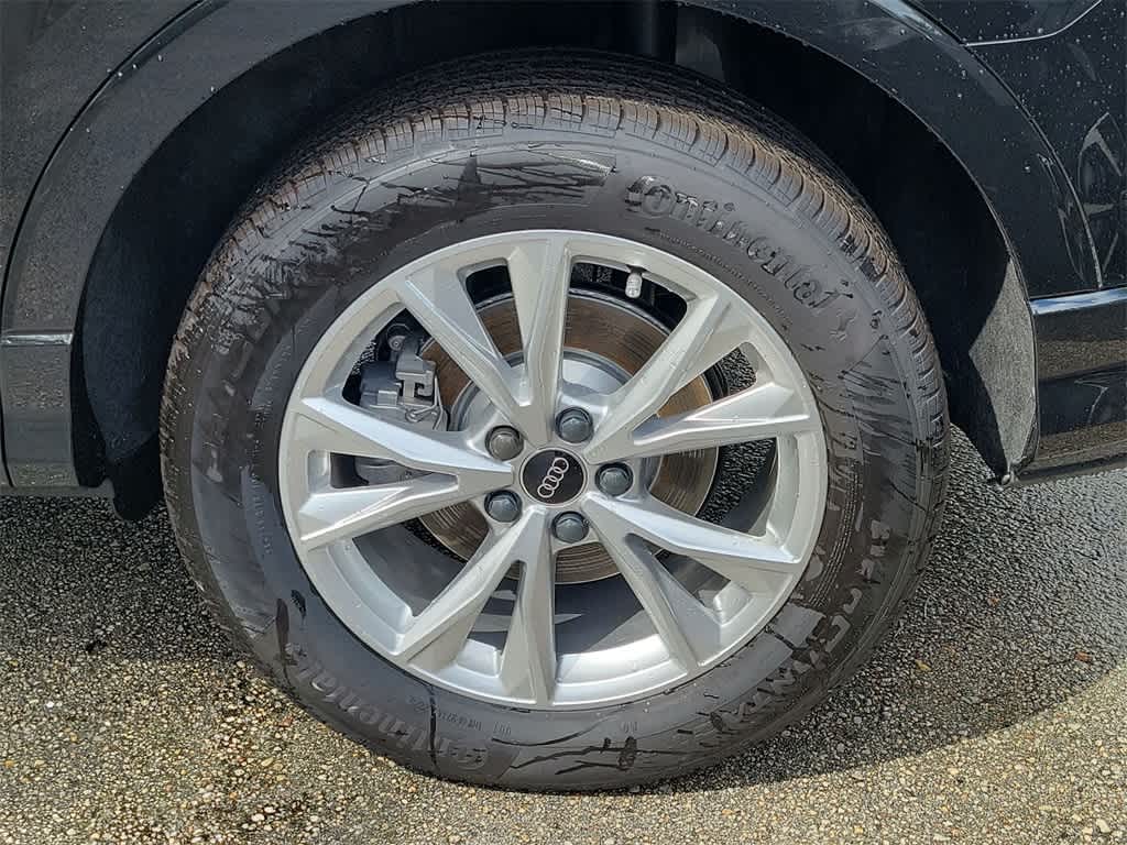 Thumbnail: 2025 Audi Q3 - 8