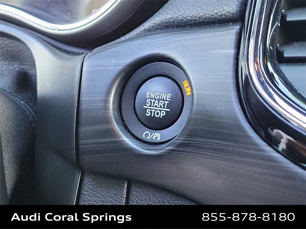 Thumbnail: 2020 Jeep Grand Cherokee - 19