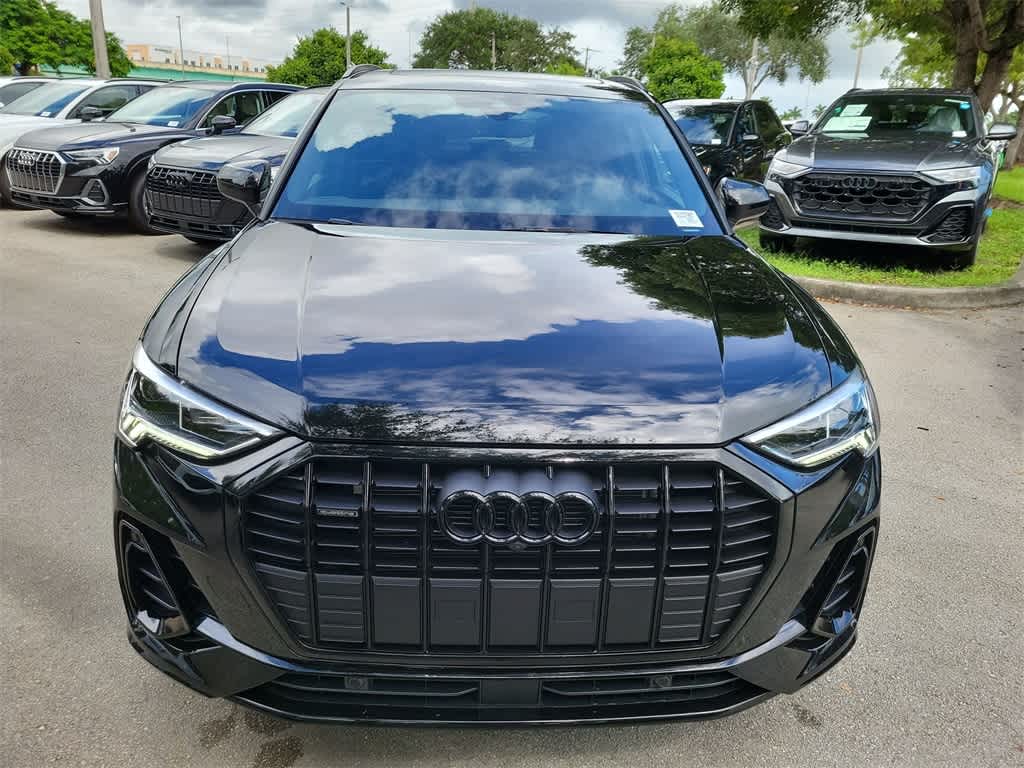 Thumbnail: 2025 Audi Q3 - 6