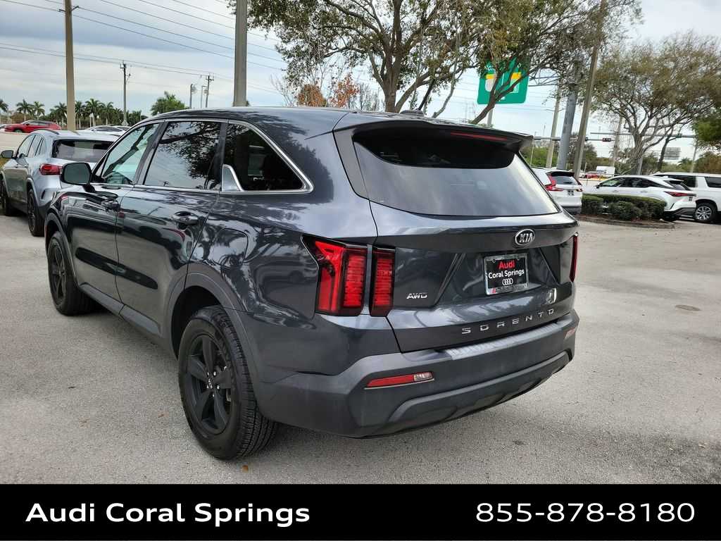 Thumbnail: 2021 Kia Sorento - 6
