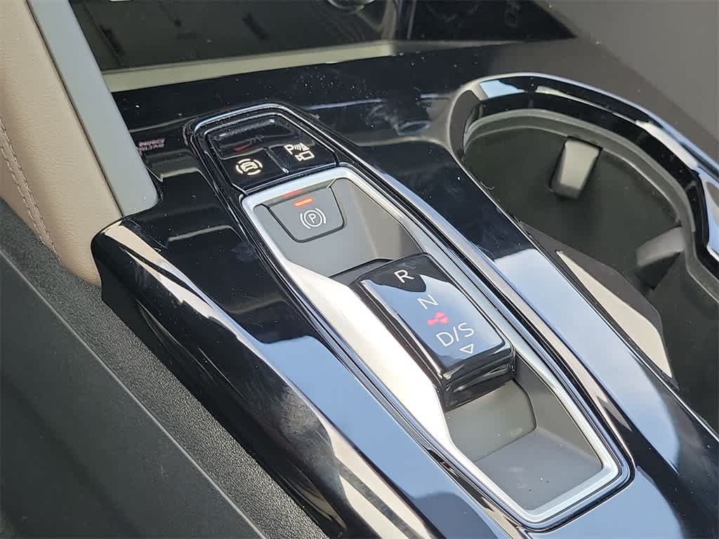 Thumbnail: 2025 Audi Q5 - 17