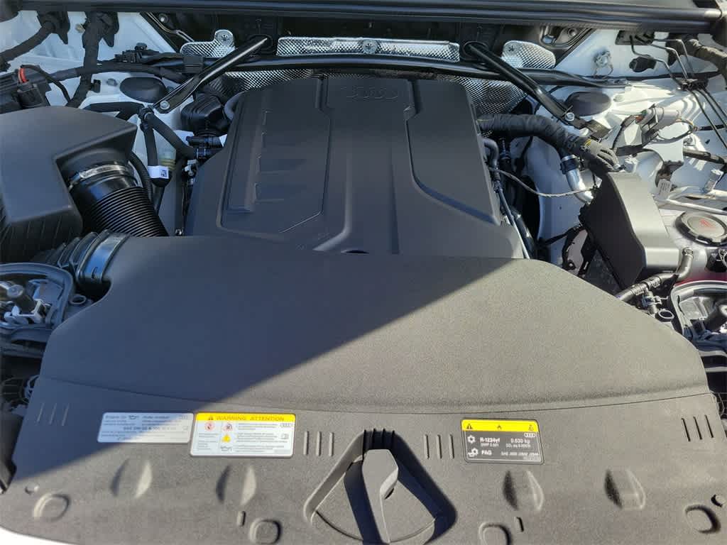 Thumbnail: 2025 Audi Q5 - 17