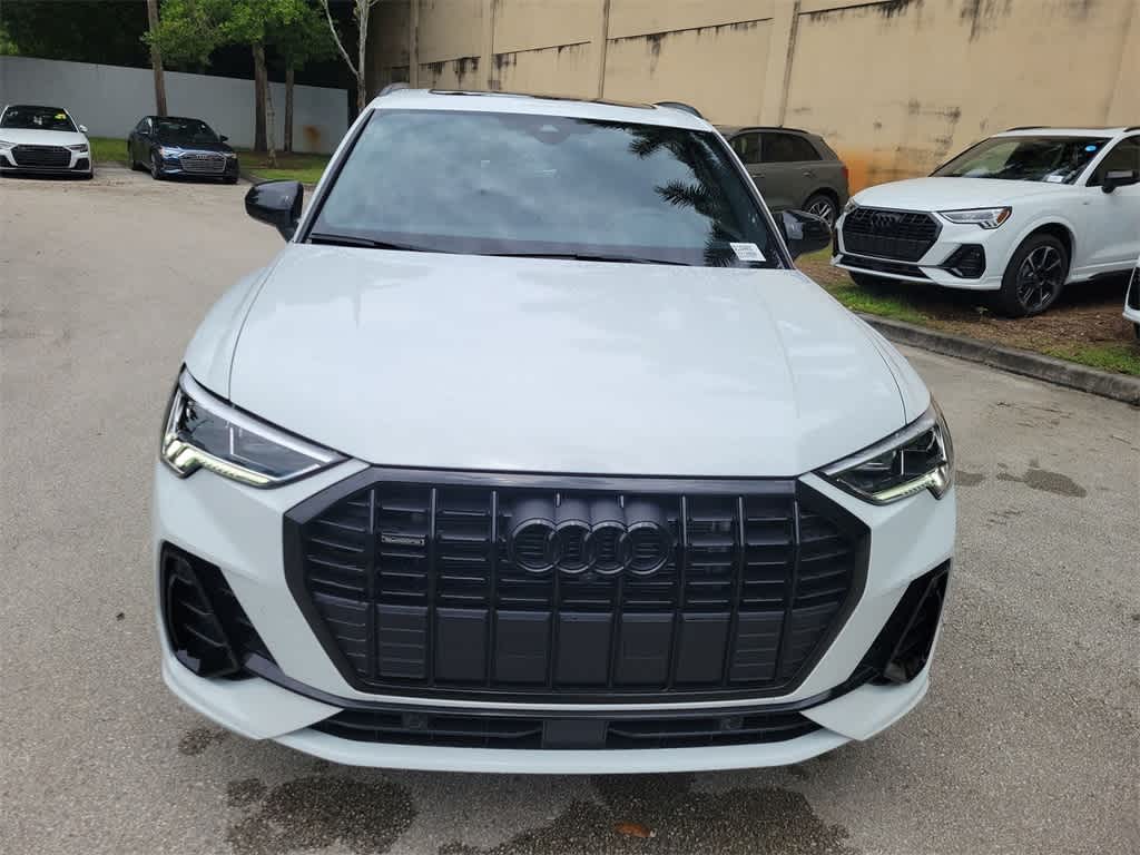 Thumbnail: 2025 Audi Q3 - 14