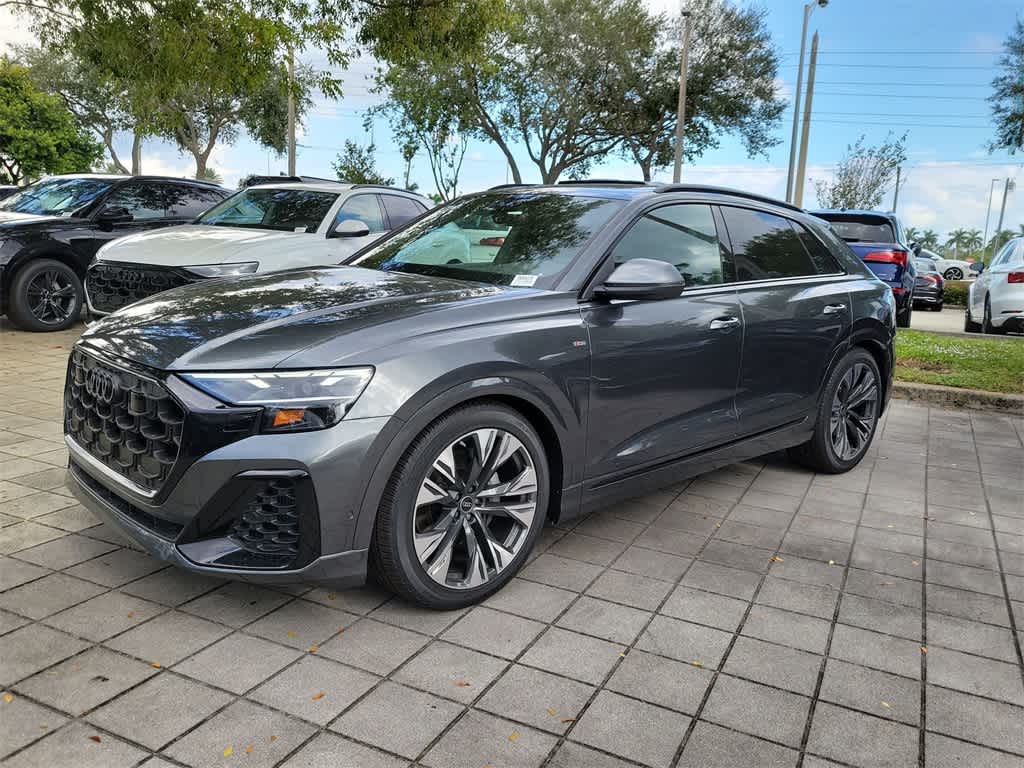 Thumbnail: 2026 Audi Q8 - 4