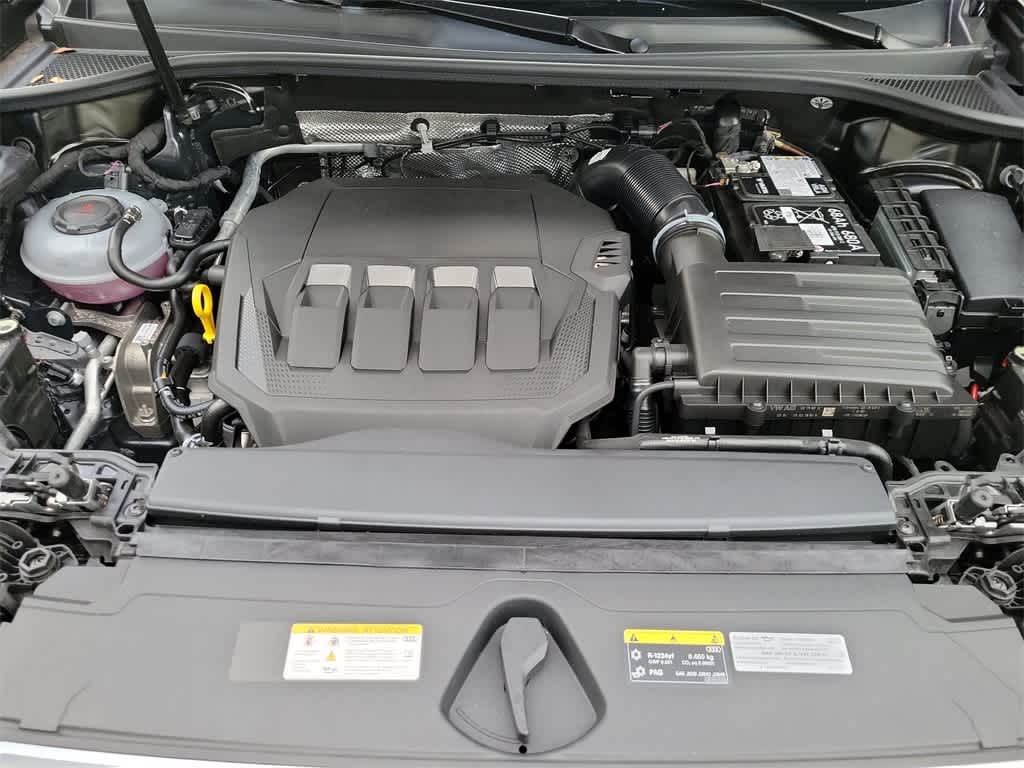 Thumbnail: 2025 Audi Q3 - 9