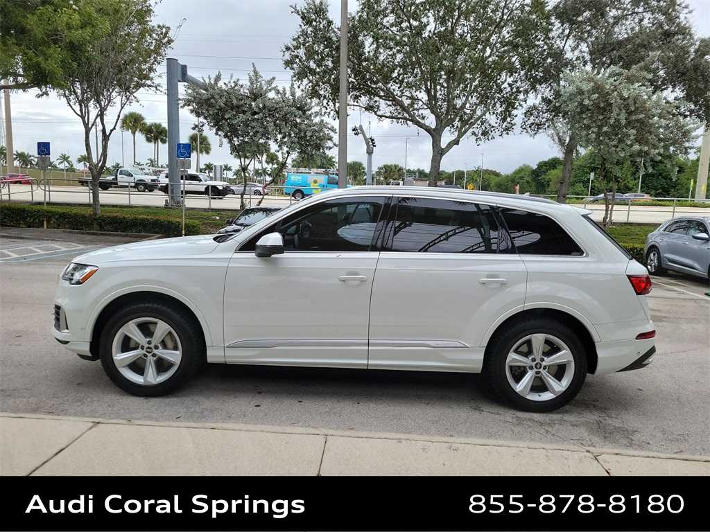 Thumbnail: 2022 Audi Q7 - 11