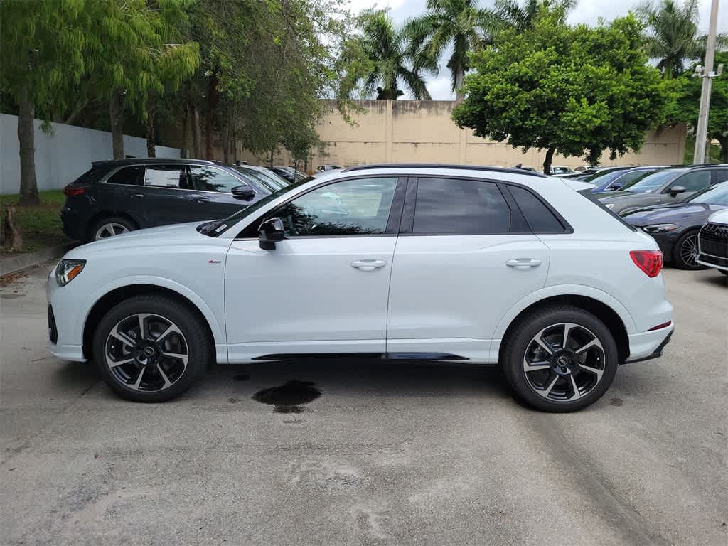 Thumbnail: 2025 Audi Q3 - 5