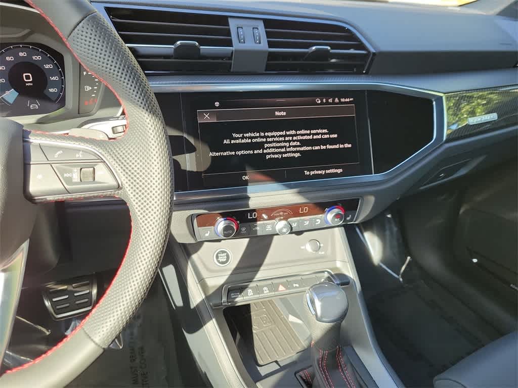 Thumbnail: 2025 Audi Q3 - 24