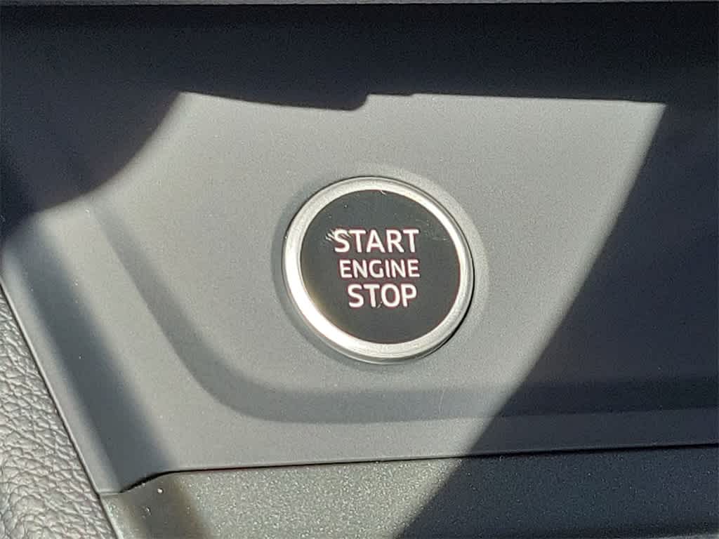 Thumbnail: 2025 Audi Q3 - 27