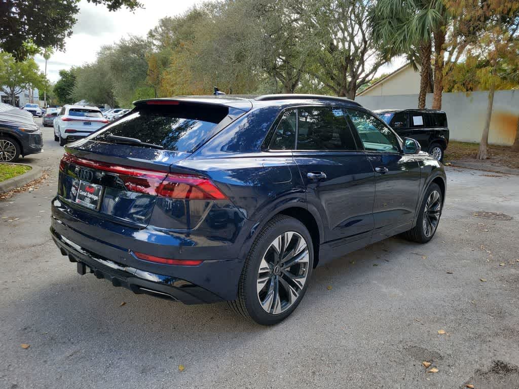 Thumbnail: 2026 Audi Q8 - 8