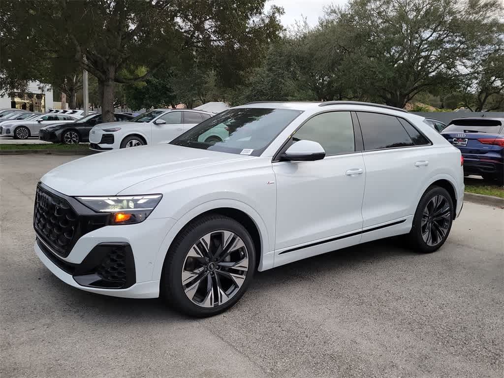 Thumbnail: 2026 Audi Q8 - 4