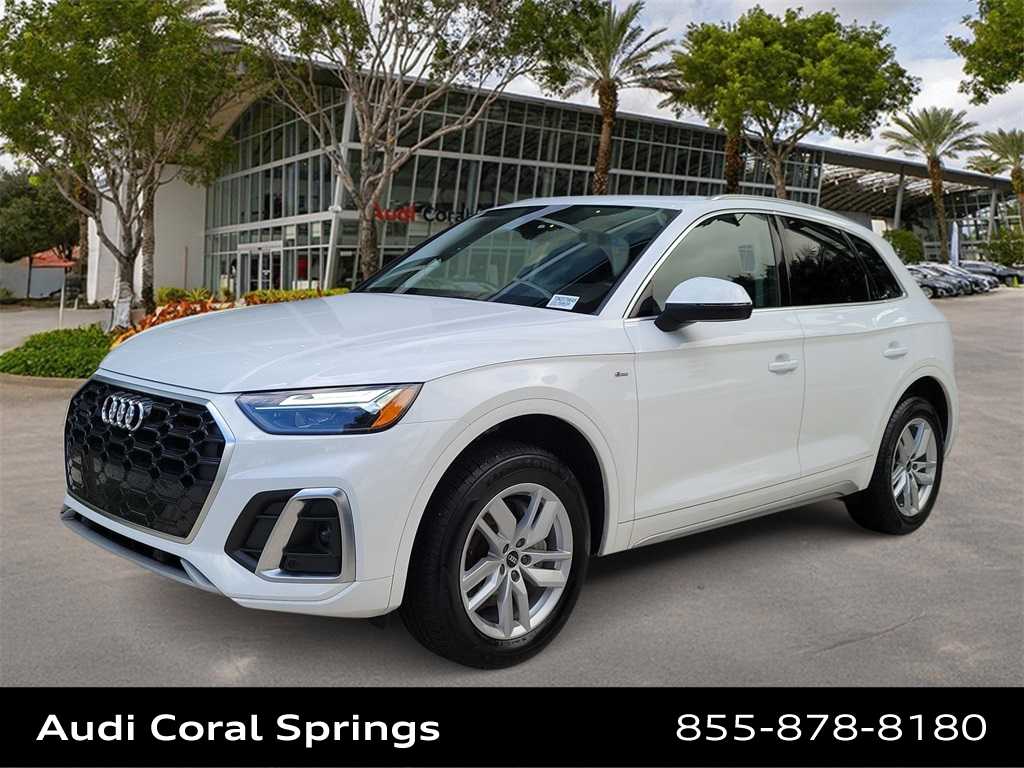 Thumbnail: 2022 Audi Q5 - 1