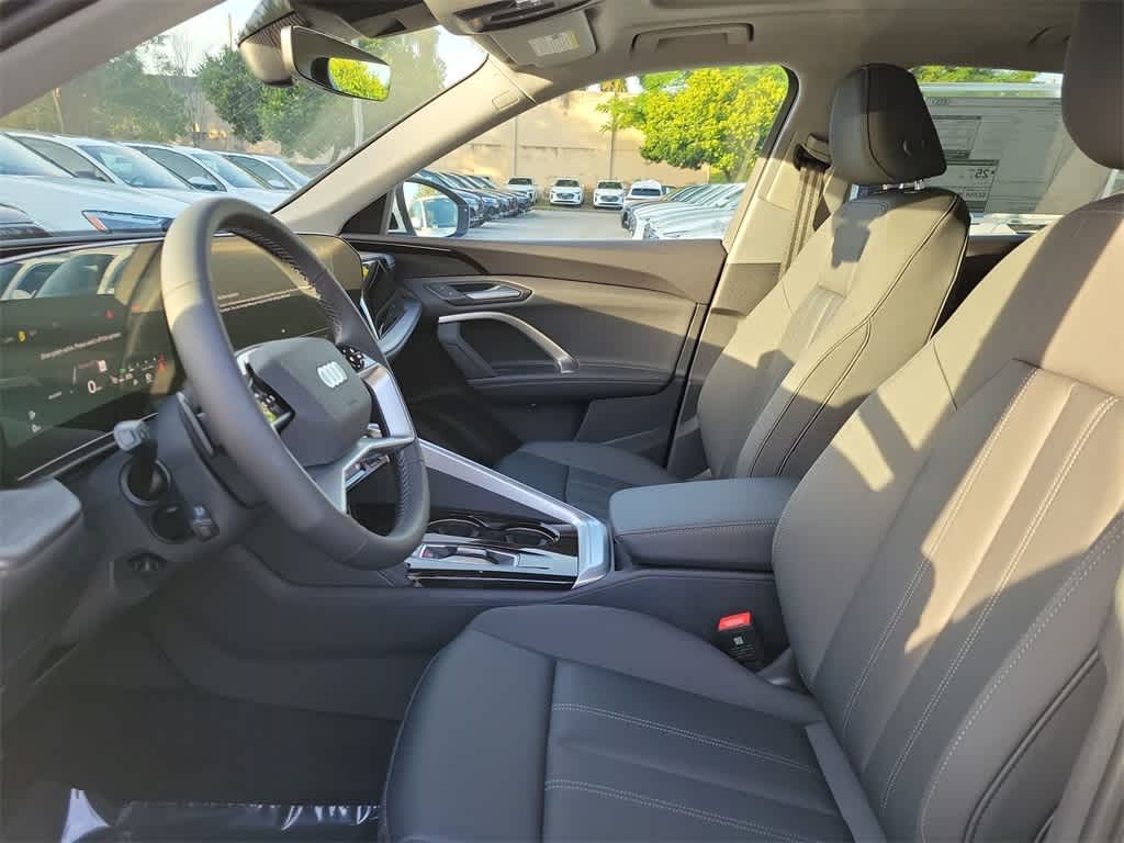 Thumbnail: 2025 Audi Q5 - 19