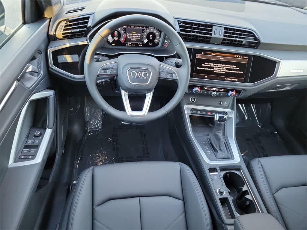 Thumbnail: 2025 Audi Q3 - 18