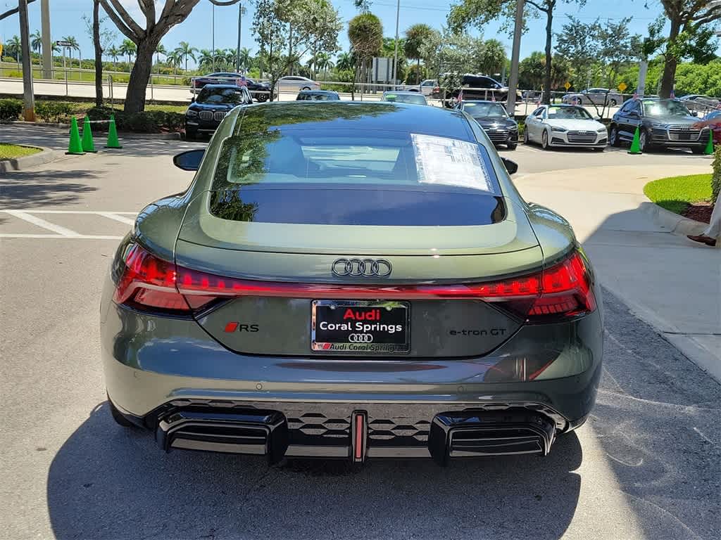 Thumbnail: 2025 Audi RS e-tron GT - 7