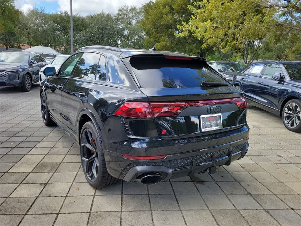 Thumbnail: 2026 Audi RS Q8 - 6