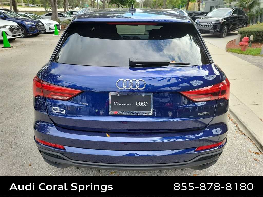 Thumbnail: 2025 Audi Q3 - 7