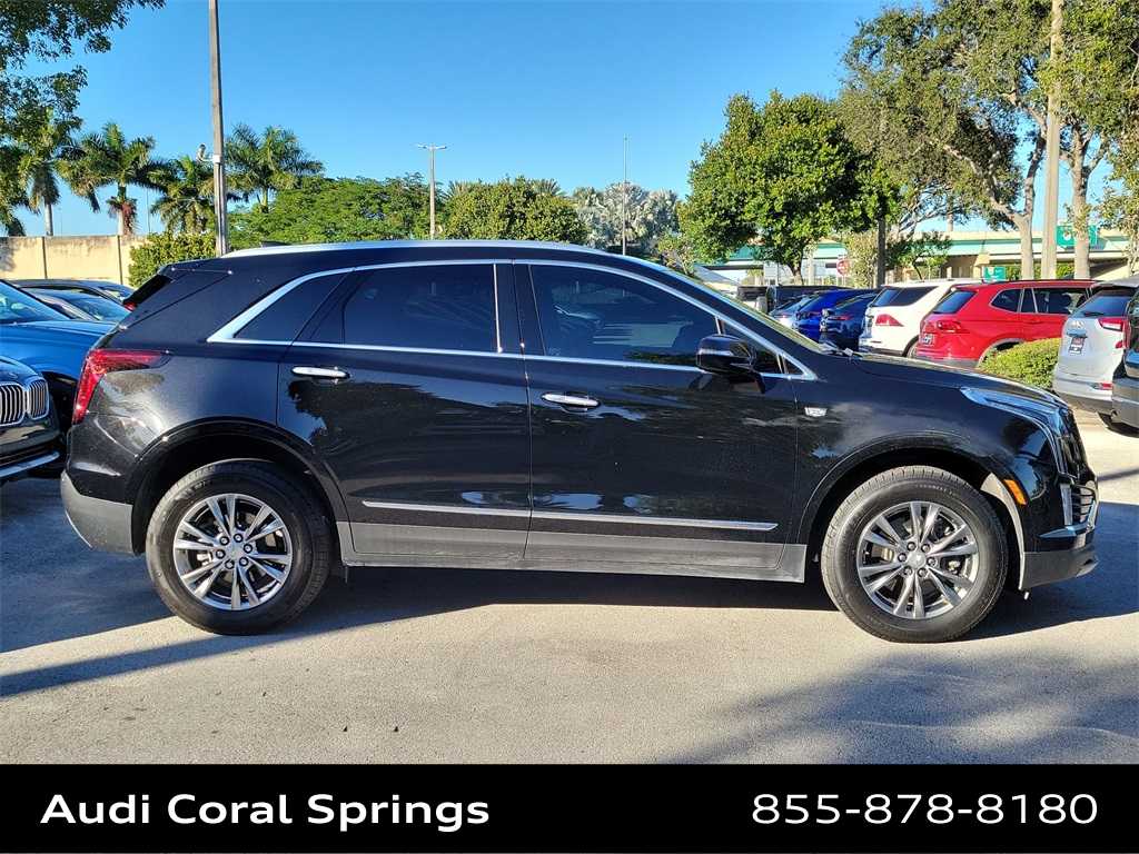 Thumbnail: 2023 Cadillac XT5 - 9