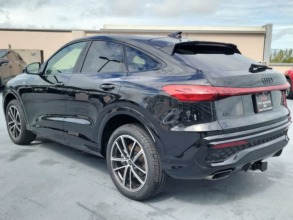 Thumbnail: 2026 Audi Q5 - 4