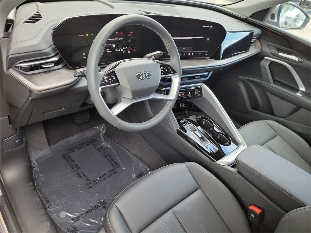 Thumbnail: 2025 Audi Q5 - 10