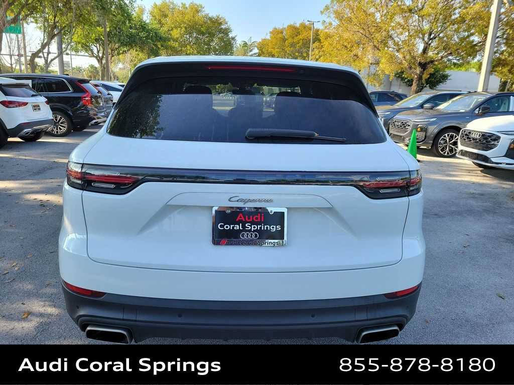 Thumbnail: 2021 Porsche Cayenne - 13