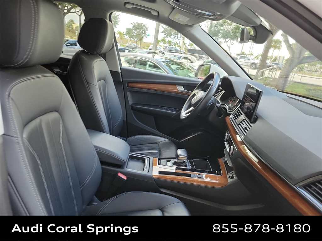 Thumbnail: 2022 Audi Q5 - 22