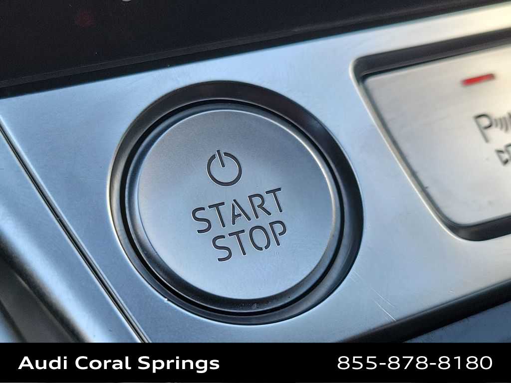 Thumbnail: 2019 Audi e-tron - 27